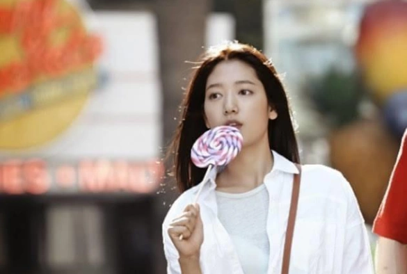 Кадр из дорамы Наследники