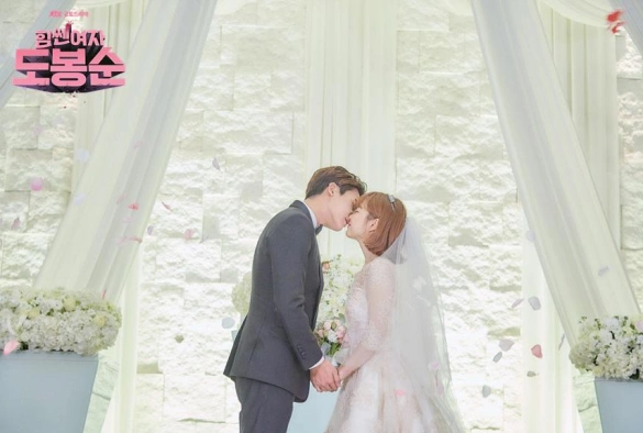 Кадр из дорамы Силачка До Бон Сун