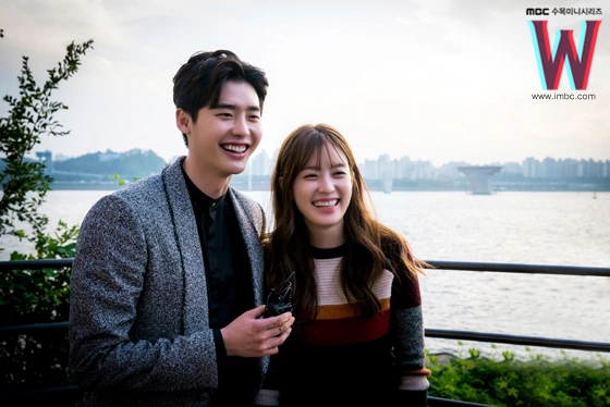 Кадр из дорамы W: Меж двух миров