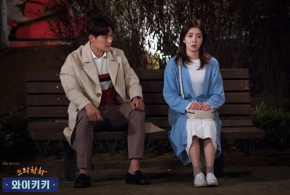 Кадр из дорамы Смех в «Вайкики» 1 сезон