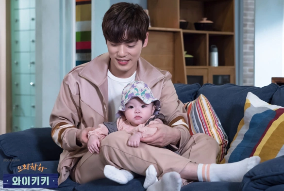 Кадр из дорамы Смех в «Вайкики» 1 сезон