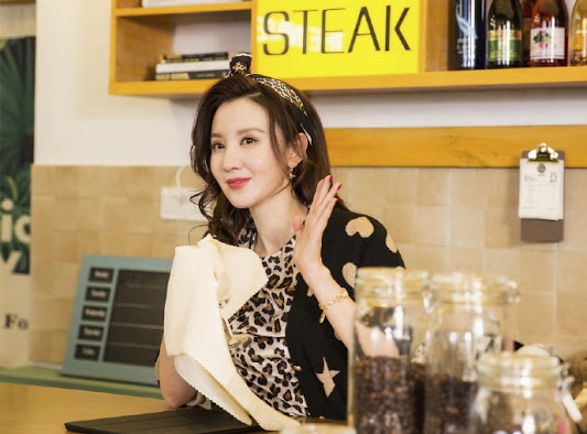 Кадр из дорамы Моя девушка — инопланетянка