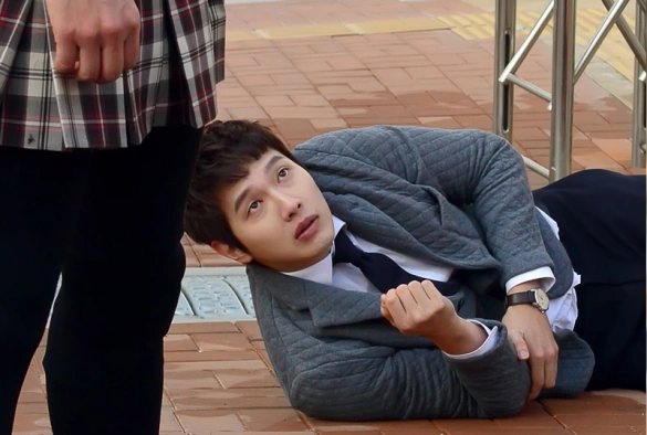 Кадр из дорамы Разгневанная мама