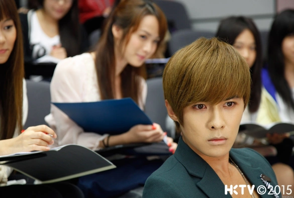 Кадр из дорамы Ещё есть время для любви