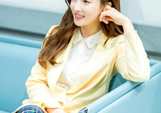 Кадр из дорамы Любовь в печали