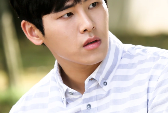 Кадр из дорамы Маска