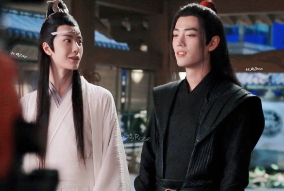 Кадр из дорамы Магистр дьявольского культа