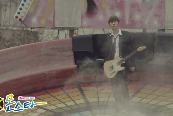 Кадр из дорамы МонСтар