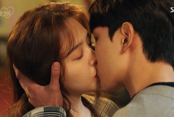 Кадр из дорамы Идеальный парень (Южная Корея)