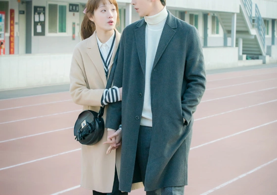 Кадр из дорамы Фея тяжёлой атлетики Ким Бок Чжу