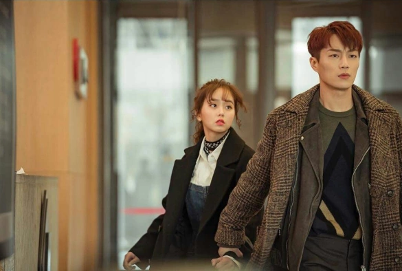 Кадр из дорамы Радио «Романтика»