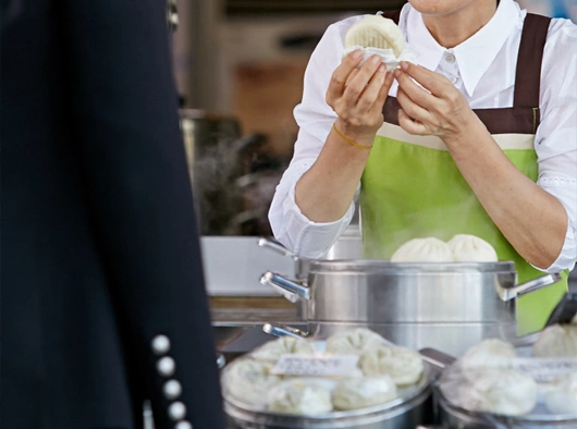 Кадр из дорамы Я призываю тебя, золото!