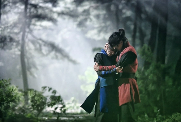 Кадр из дорамы Книга семьи Гу