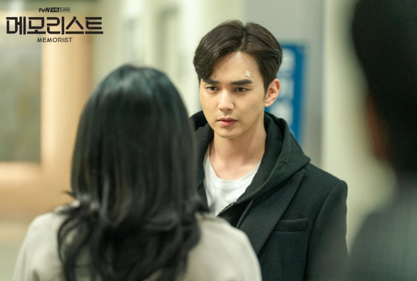 Кадр из дорамы Меморист