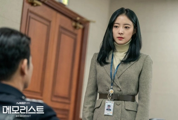 Кадр из дорамы Меморист