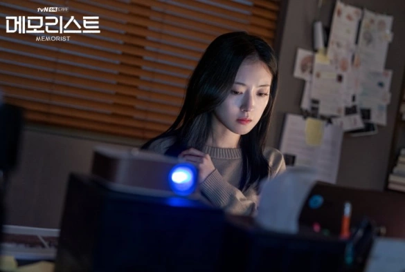 Кадр из дорамы Меморист