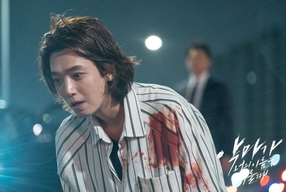 Кадр из дорамы Когда дьявол зовёт тебя по имени