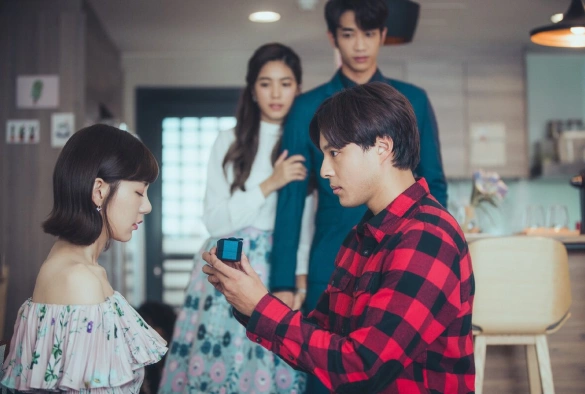 Кадр из дорамы Мы не можем быть друзьями