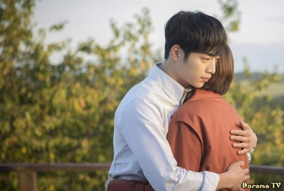 Кадр из дорамы Ты тоже человек?