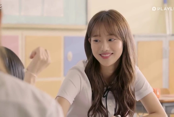 Кадр из дорамы Восемнадцать