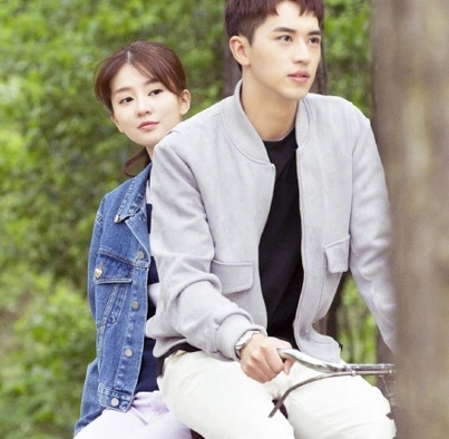 Кадр из дорамы Моя девушка, которая не может влюбиться