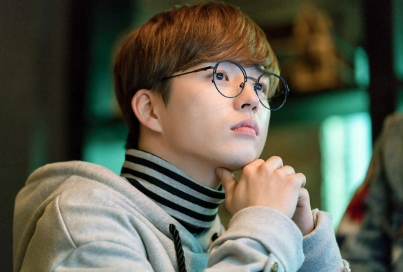 Кадр из дорамы Бешеный пёс