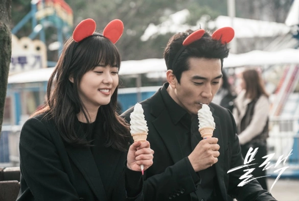 Кадр из дорамы Чёрный