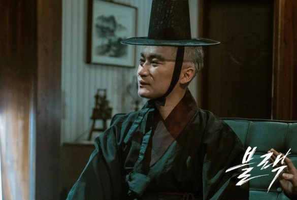 Кадр из дорамы Чёрный