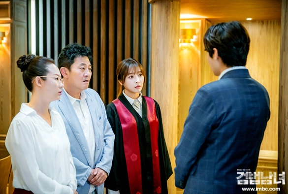 Кадр из дорамы Напарники / Парочка следователей 1 сезон