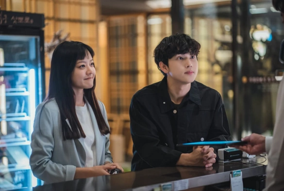 Кадр из дорамы Трейсер