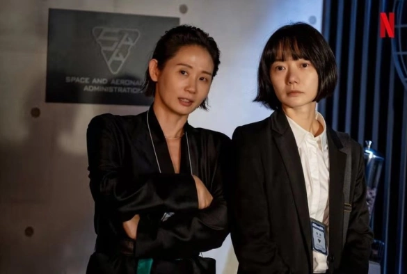 Кадр из дорамы Море спокойствия