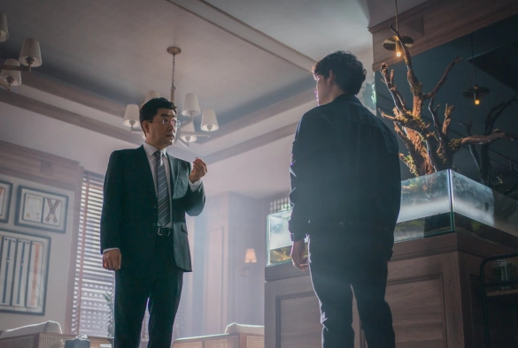 Кадр из дорамы Трейсер