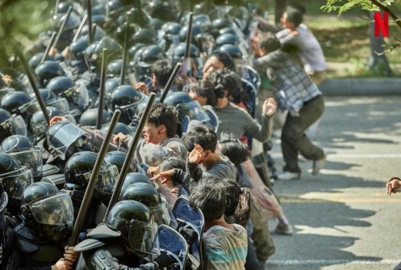 Кадр из дорамы Мы все мертвы 1 сезон