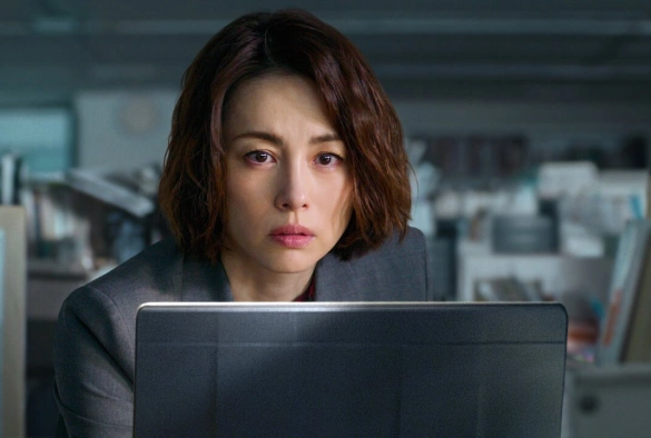 Кадр из дорамы Журналист