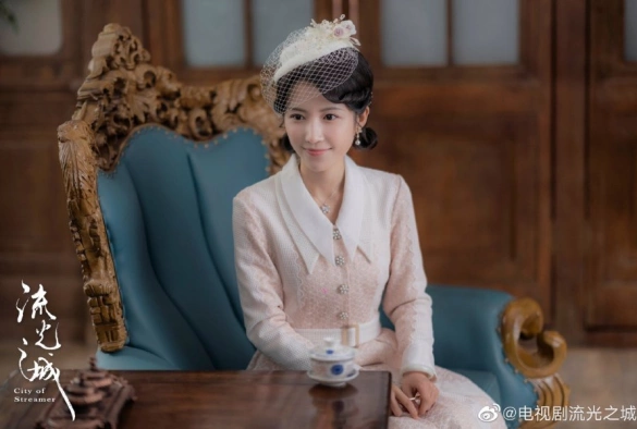 Кадр из дорамы Город струящегося света