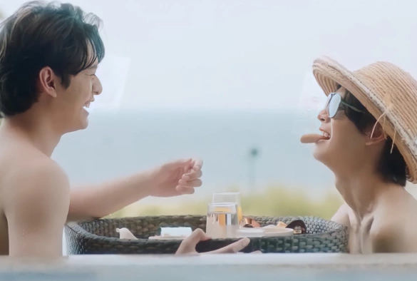 Кадр из дорамы Любовная сцена (тайская версия)