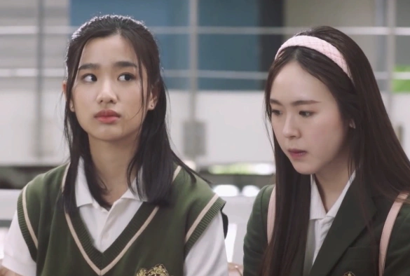 Кадр из дорамы Цветочная четвёрка