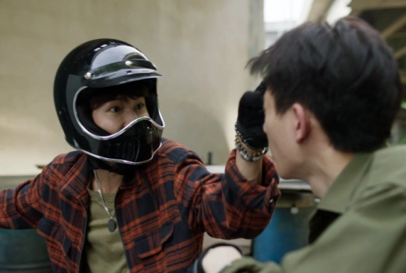 Кадр из дорамы Не я