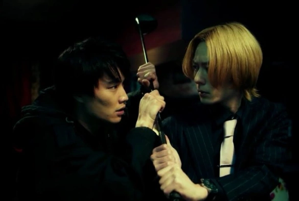 Кадр из дорамы Кей и Яку: Опасные партнеры