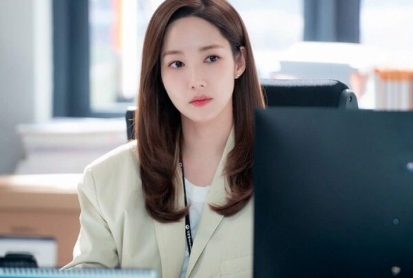 Кадр из дорамы Прогноз погоды и любви