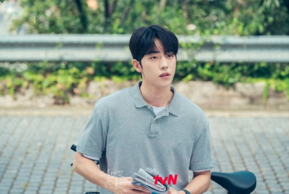 Кадр из дорамы Двадцать пять, двадцать один