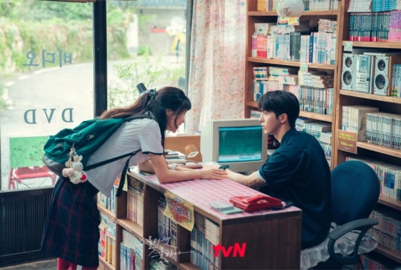 Кадр из дорамы Двадцать пять, двадцать один