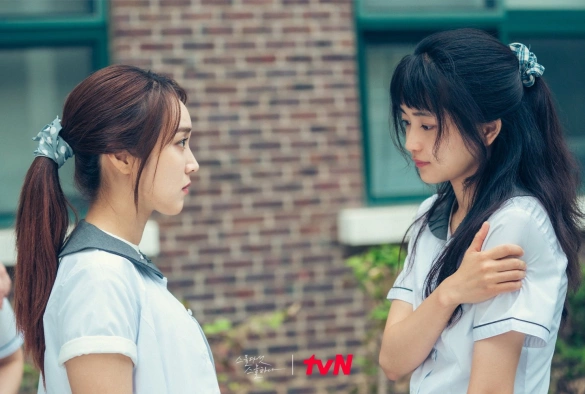 Кадр из дорамы Двадцать пять, двадцать один