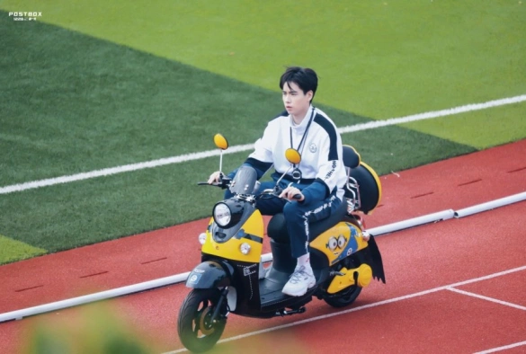 Кадр из дорамы Привет, снайпер