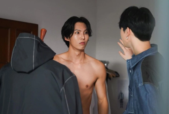 Кадр из дорамы За кадром