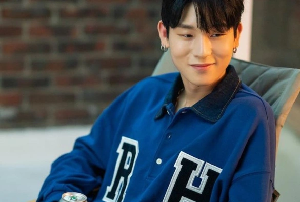 Кадр из дорамы За кадром