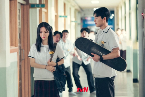 Кадр из дорамы Двадцать пять, двадцать один