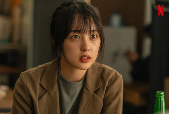 Кадр из дорамы Любовь на поводке