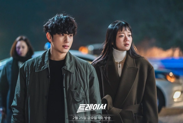 Кадр из дорамы Трейсер 2 сезон