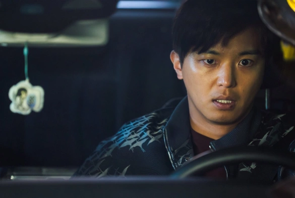 Кадр из дорамы Малышка на драйве